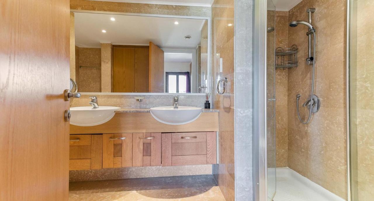 Fantastic Junior Villa Cz02 Salamis With Gorgeous Views, Aphrodite Hills Kouklia Ngoại thất bức ảnh
