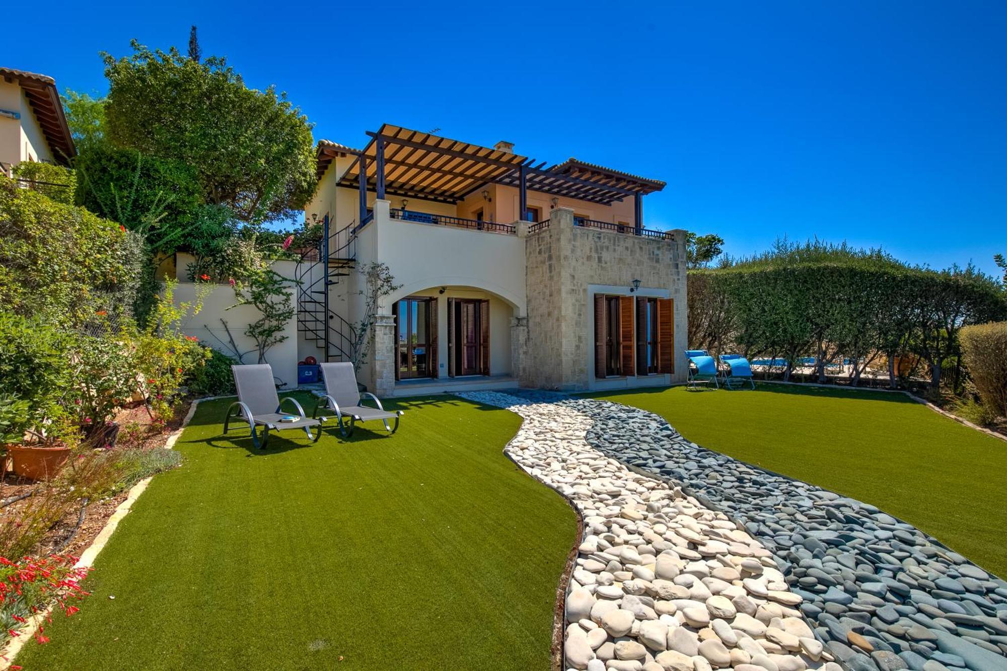 Fantastic Junior Villa Cz02 Salamis With Gorgeous Views, Aphrodite Hills Kouklia Ngoại thất bức ảnh