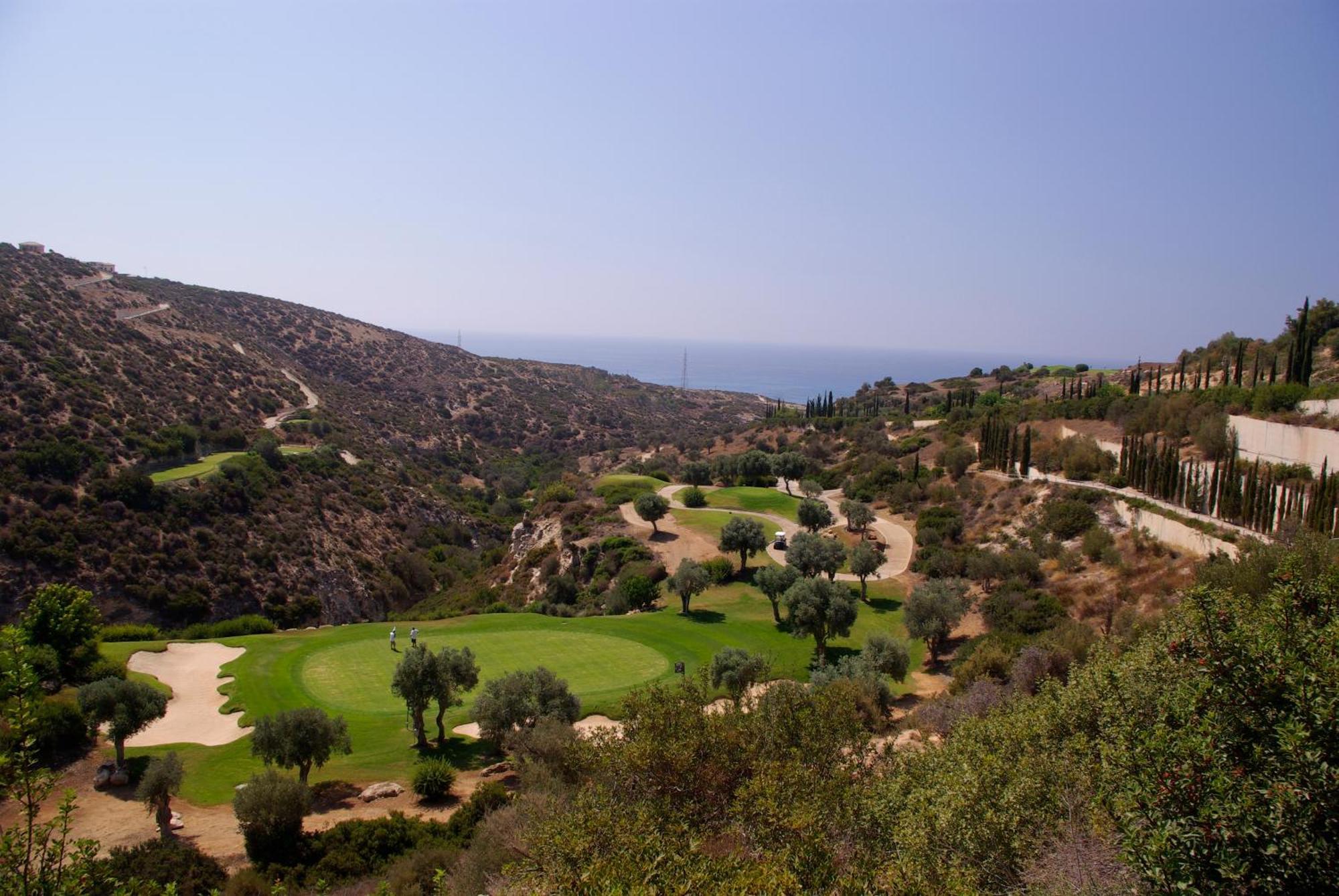 Fantastic Junior Villa Cz02 Salamis With Gorgeous Views, Aphrodite Hills Kouklia Ngoại thất bức ảnh